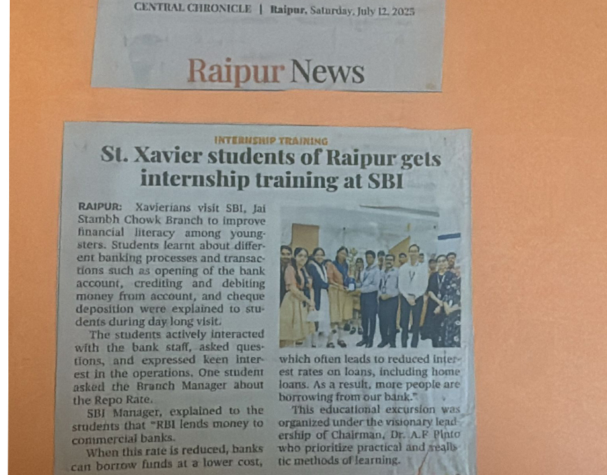 St. Xavier’s Students of Raipur gets internship training at SBI